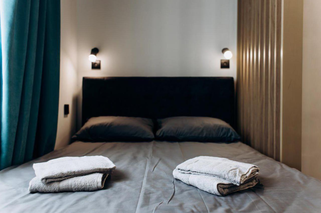 Resa Apart - Нові Smart-Квартири Біля Річки Úzhgorod Habitación foto